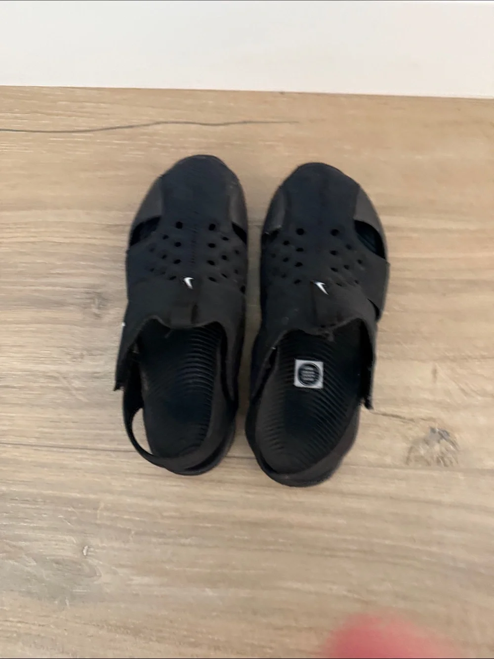 Nike Sunray Kids Black Open-Toe Water Sandals with Velcro Strap